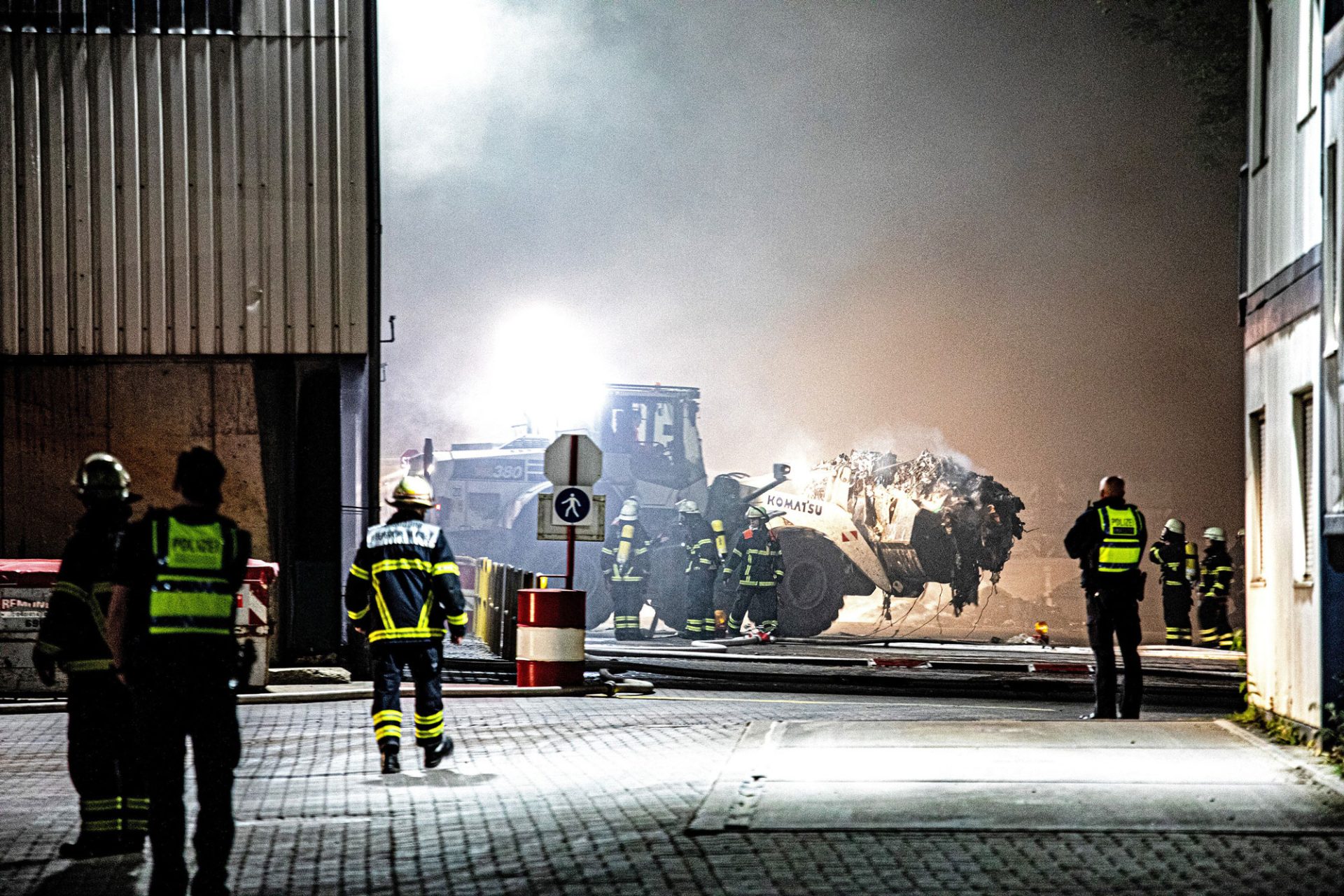 huebener versicherung bagger