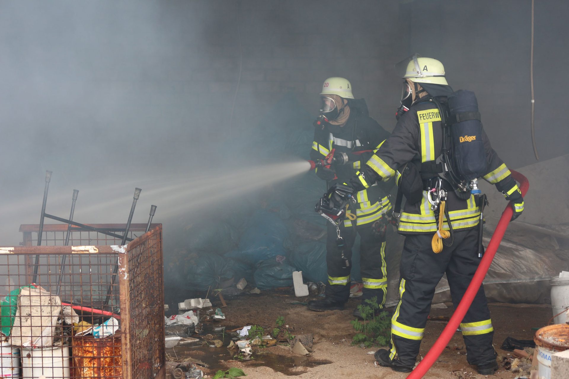 huebener versicherung feuer loeschen